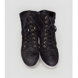 Black Quilted Lace-Up Ankle Boots